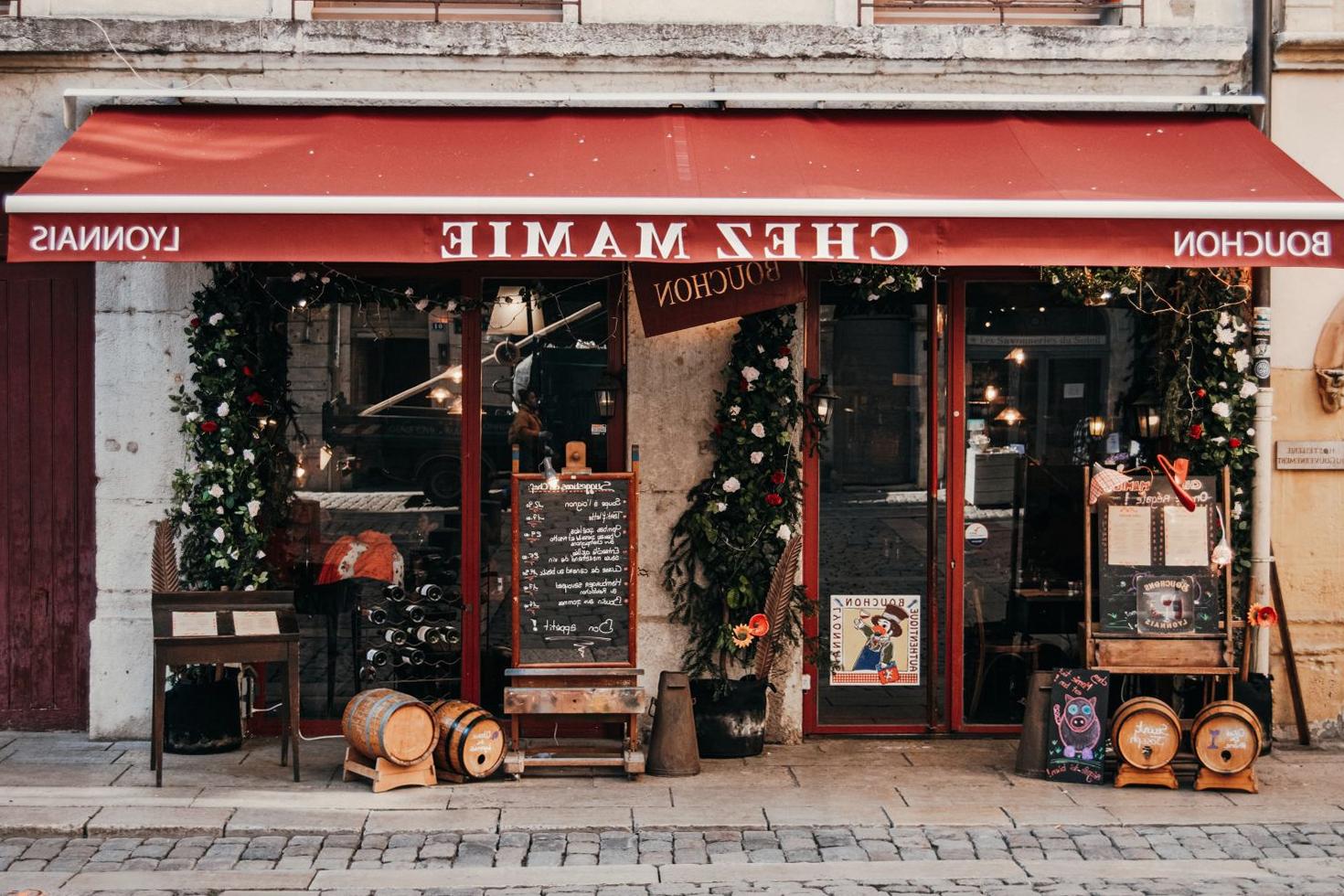 Bistrot typique des rues lyonnaises